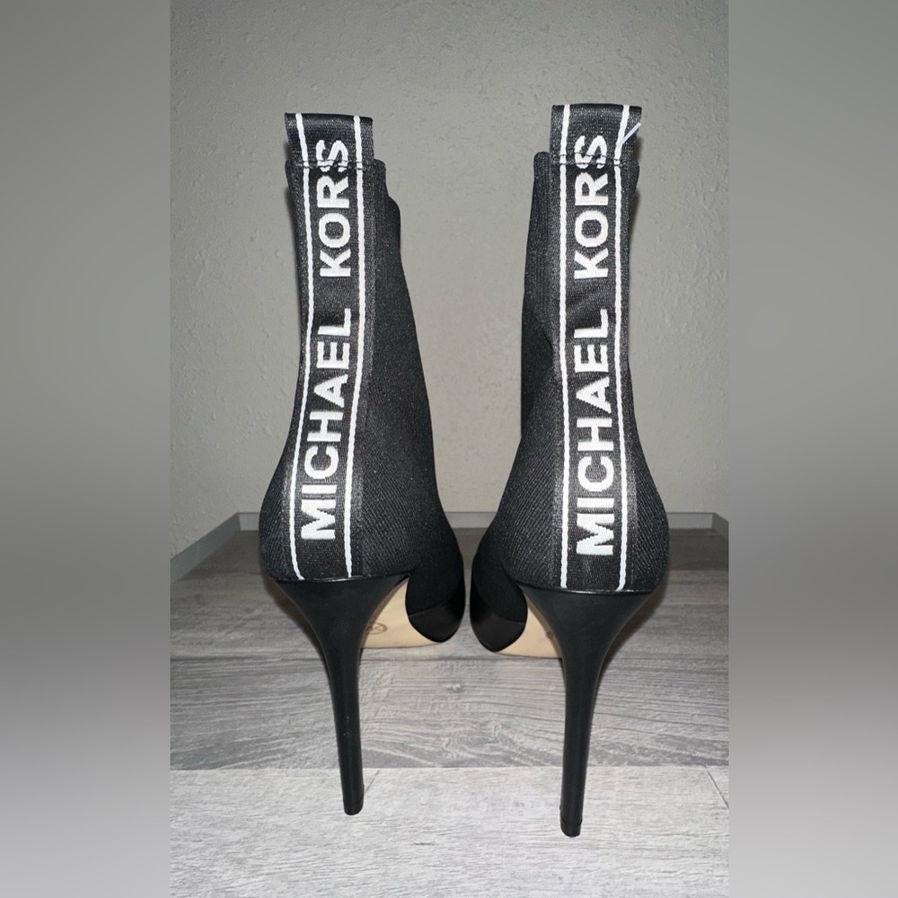 Michael Kors Bootie Style Stiletto High Heels 10M Make Me an Offer NWOT